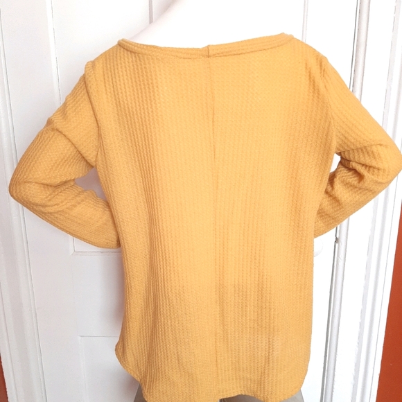 💛Oversize Waffle Knit Button Front Top💛 - Picture 6 of 6